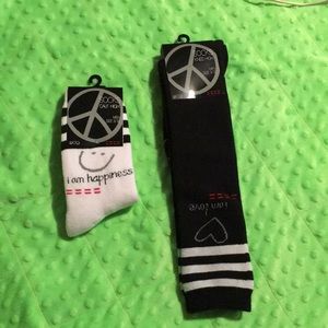 Peace Love World Socks - Fits Shoe 9-12